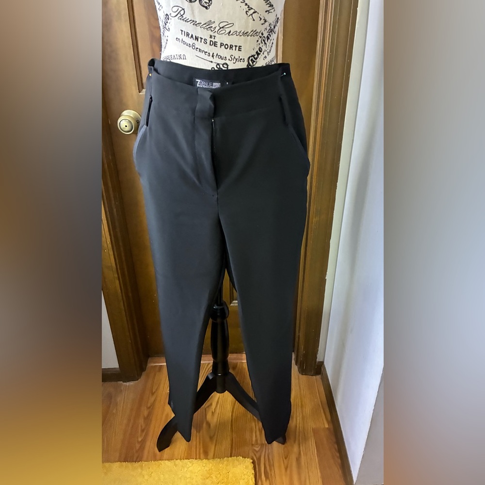 New York & Company Women’s Tuxedo Style Black Tailored Trousers like new.